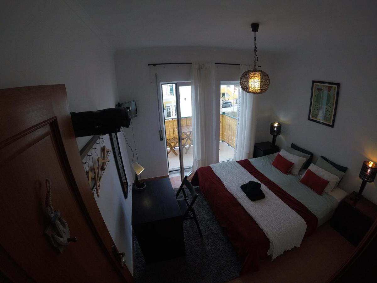 Peniche Surf Lodge 1 Bagian luar foto