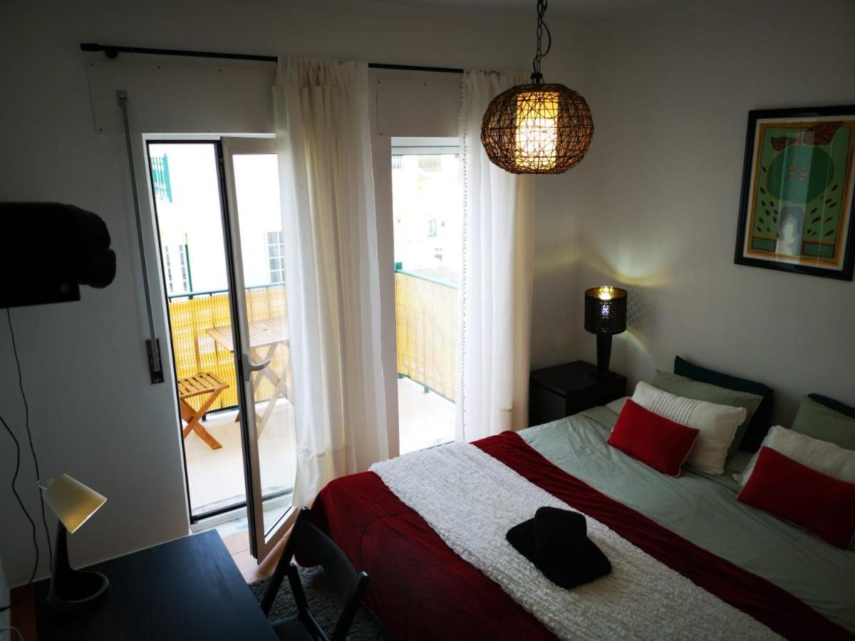 Peniche Surf Lodge 1 Bagian luar foto