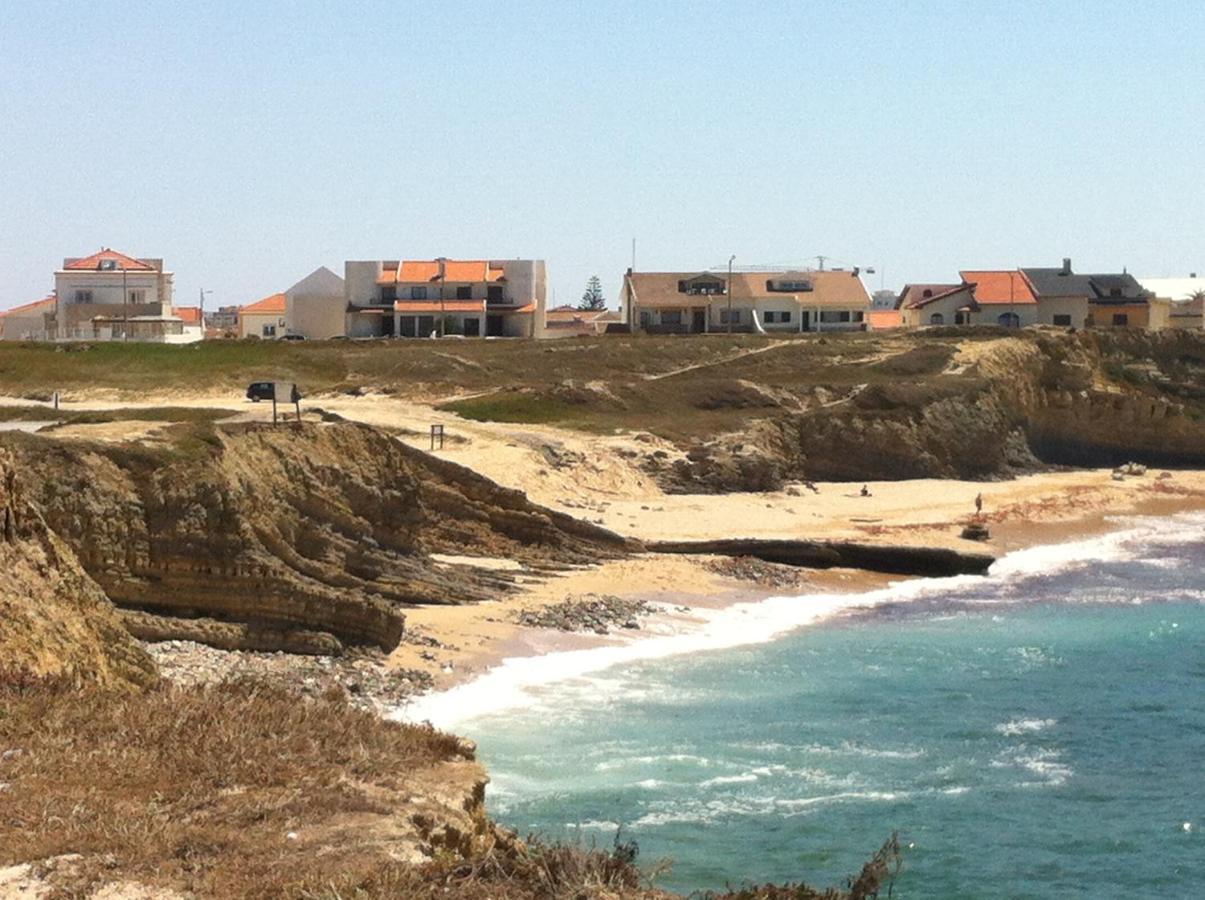 Peniche Surf Lodge 1 Bagian luar foto