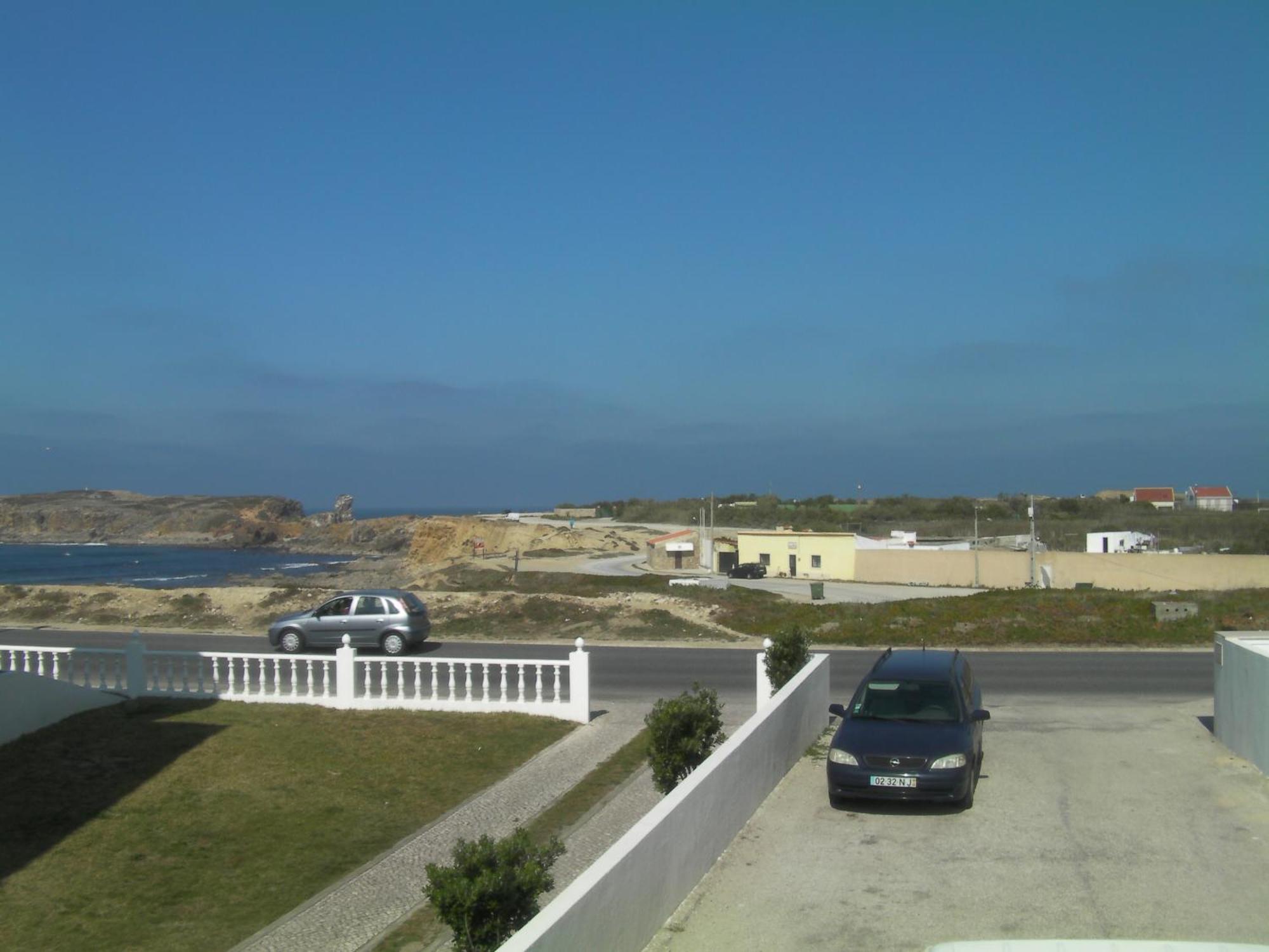Peniche Surf Lodge 1 Bagian luar foto